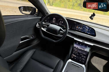 Седан Lucid Air 2023 в 