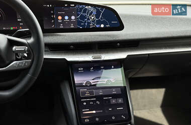 Седан Lucid Air 2023 в 
