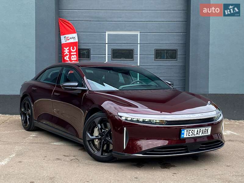 Lucid Air 2024