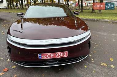 Седан Lucid Air 2023 в Львові