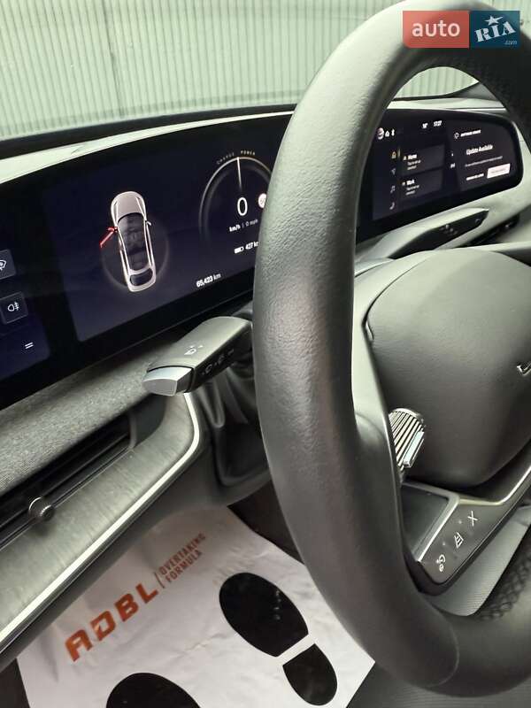 Седан Lucid Air 2023 в Львові