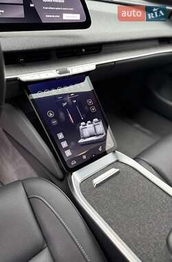 Седан Lucid Air 2023 в 