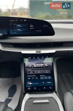 Седан Lucid Air 2024 в 