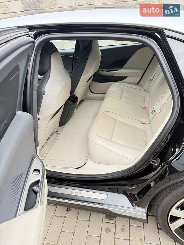 Седан Lucid Air 2022 в Киеве