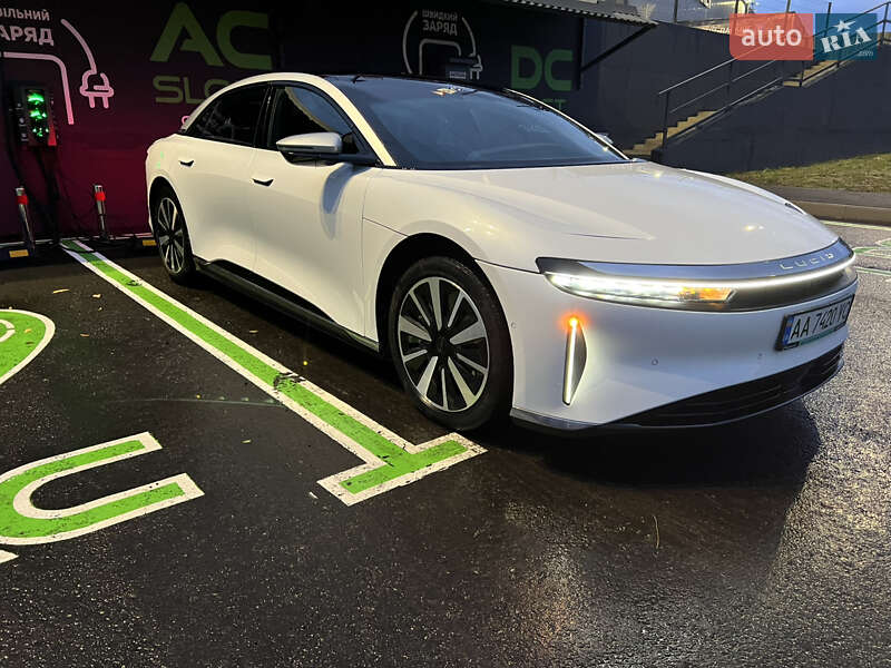 Седан Lucid Air 2022 в Києві