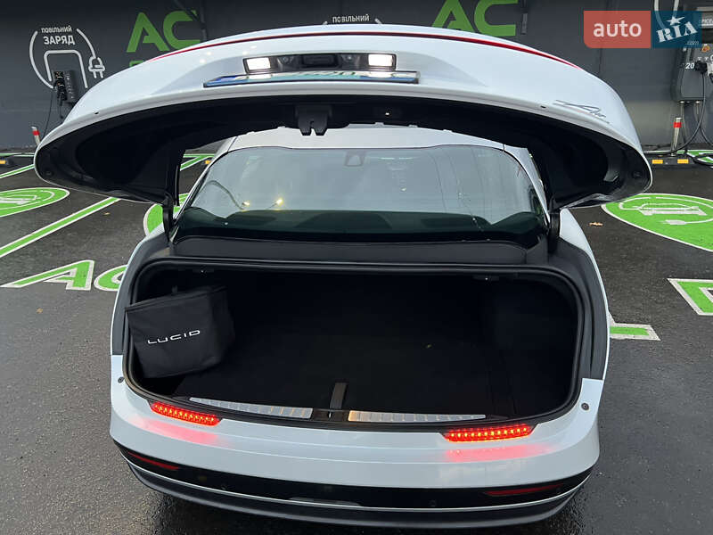 Седан Lucid Air 2022 в Києві
