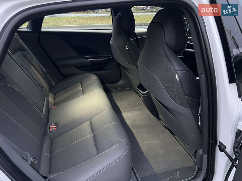 Седан Lucid Air 2022 в Києві