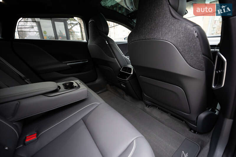 Седан Lucid Air 2023 в Києві