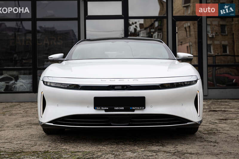 Седан Lucid Air 2023 в Києві
