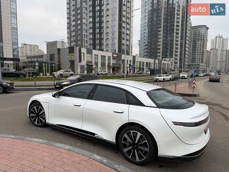 Седан Lucid Air 2023 в Киеве