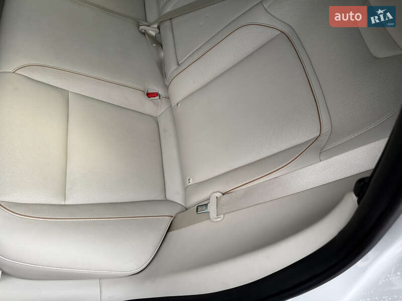 Седан Lucid Air 2023 в Киеве