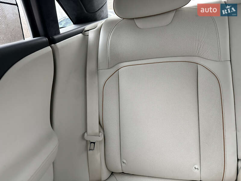 Седан Lucid Air 2023 в Киеве