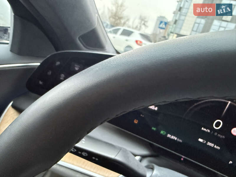 Седан Lucid Air 2023 в Киеве