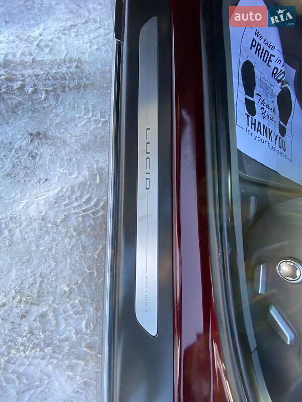 Седан Lucid Air 2023 в Ивано-Франковске