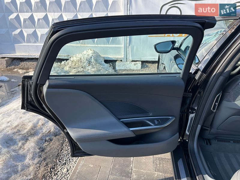 Седан Lucid Air 2024 в Киеве