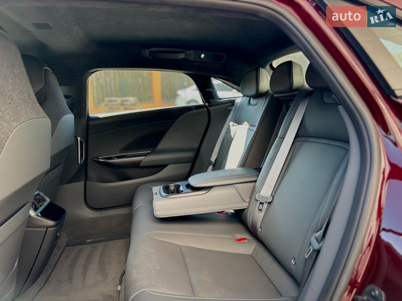 Седан Lucid Air 2024 в Киеве