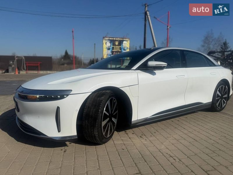 Седан Lucid Air 2023 в Ивано-Франковске