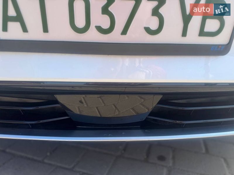 Седан Lucid Air 2023 в Ивано-Франковске