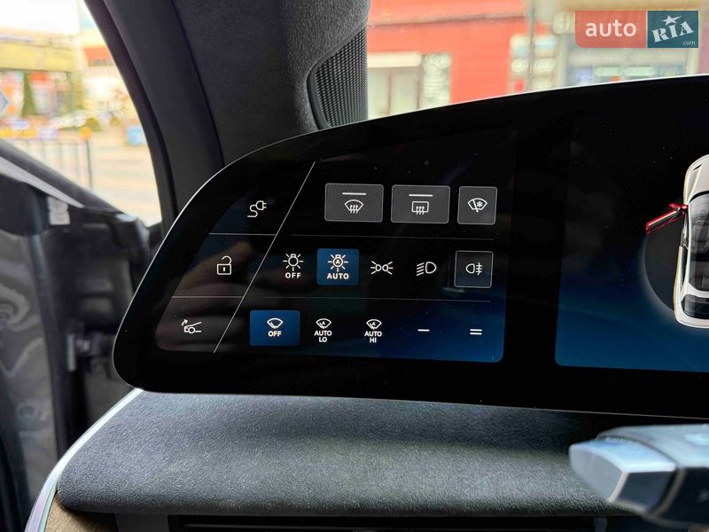 Седан Lucid Air 2022 в Львові