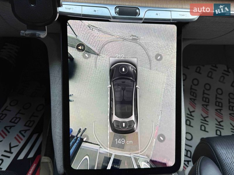 Седан Lucid Air 2022 в Львові