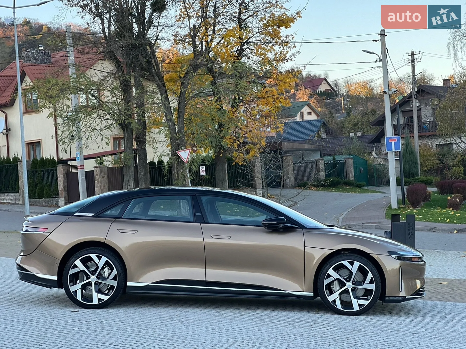 Lucid Air 2021