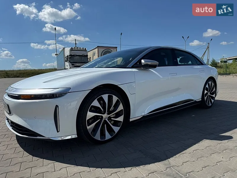Lucid Air 2022