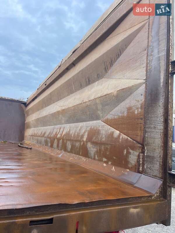 Самосвал полуприцеп Luck SKF 2014 в Черновцах