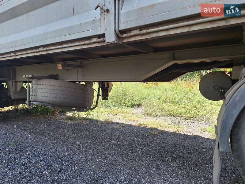 Зерновоз - причіп Luebtheen WA18-1 1997 в Смілі фото 2 Зерновоз - причіп Luebtheen WA18-1 1997 в Смілі