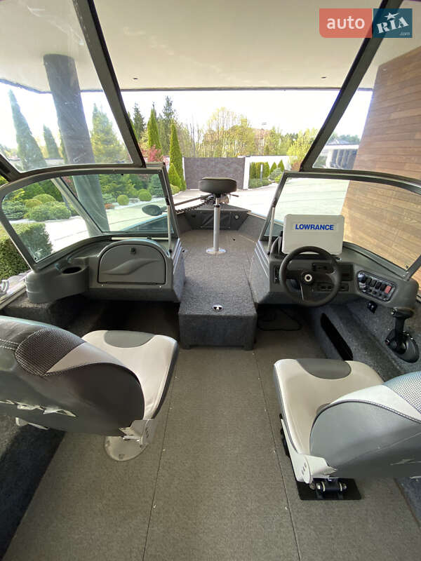 Лодка Lund 1775 Impact Sport 2013 в Киеве