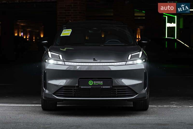 Позашляховик / Кросовер Lynk&Co 08 2024 в Києві