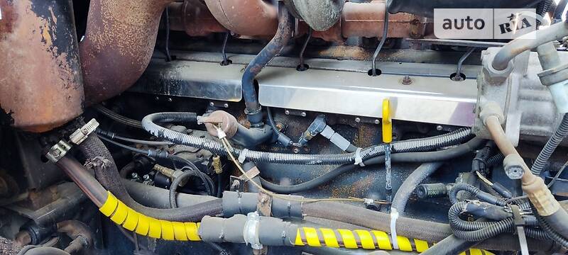 Тягач Mack CX 2002 в Одессе