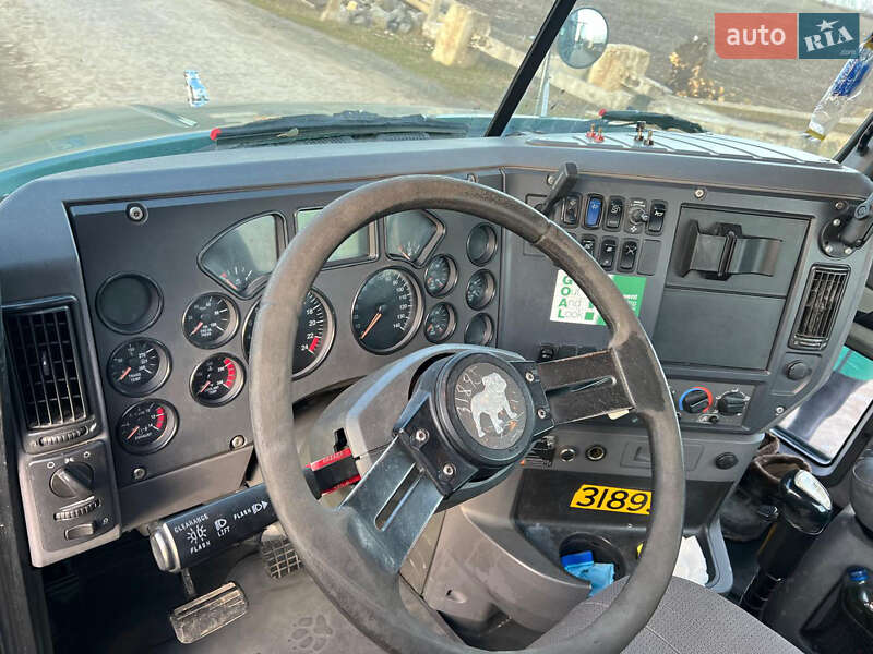 Тягач Mack CX 2012 в Киеве