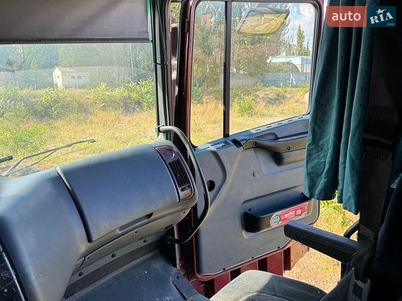 Тягач Mack CX 2002 в Одесі