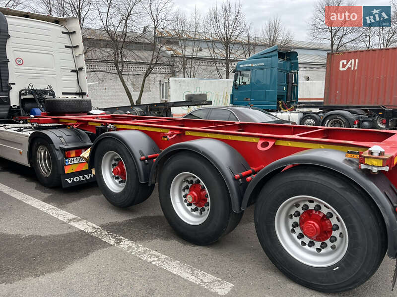 Контейнеровоз напівпричіп MAFA SAK H40 18 73E 2004 в Одесі
