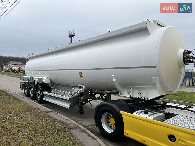 Magyar Fuel Tank 2008 Magyar Fuel Tank 2008