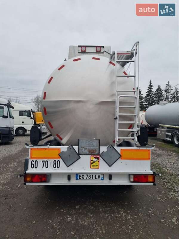 Цистерна полуприцеп Magyar Fuel Tank 2001 в Виннице фото 4 Цистерна полуприцеп Magyar Fuel Tank 2001 в Виннице