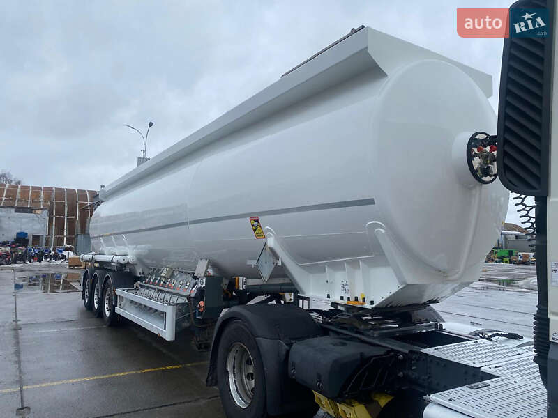 Magyar Fuel Tank 2009