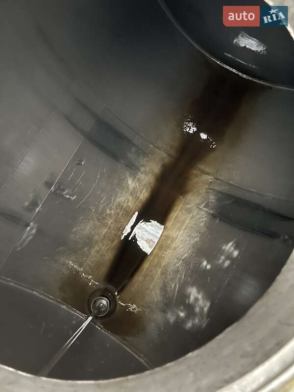 Цистерна полуприцеп Magyar S34SDC1NE 2004 в Днепре