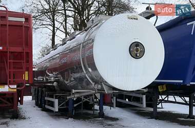 Цистерна полуприцеп Magyar SMFF 2002 в Виннице