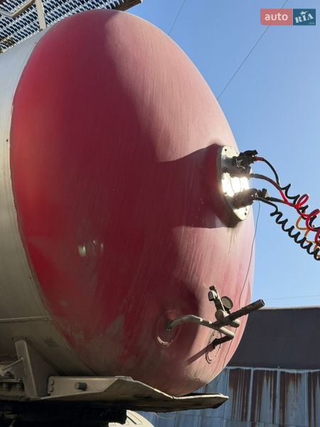 Цистерна полуприцеп Magyar SR34B2 2001 в Днепре