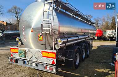 Цистерна напівпричіп Magyar SR34BT 2005 в Вінниці