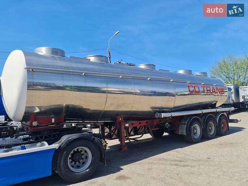 Цистерна полуприцеп Magyar SR34E 1995 в Виннице