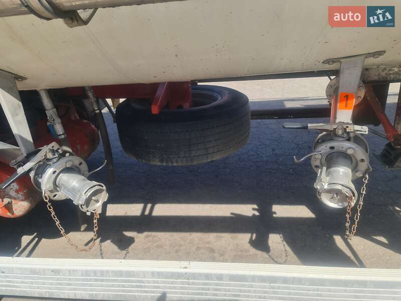 Цистерна полуприцеп Magyar SR34E 2000 в Виннице