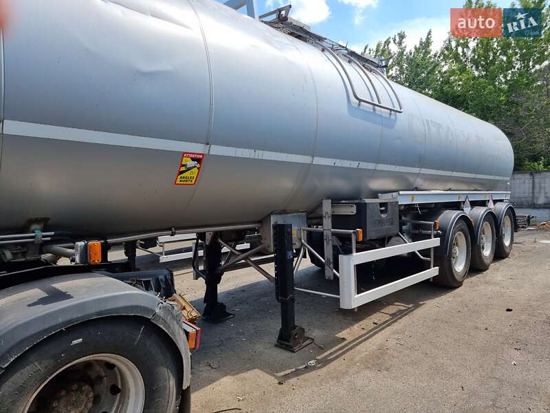 Цистерна полуприцеп Magyar SR34E 2001 в Киеве