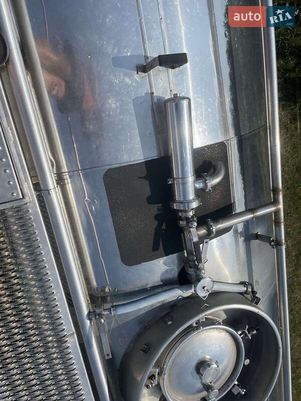 Цистерна напівпричіп Magyar SR34ES 1998 в Дубні