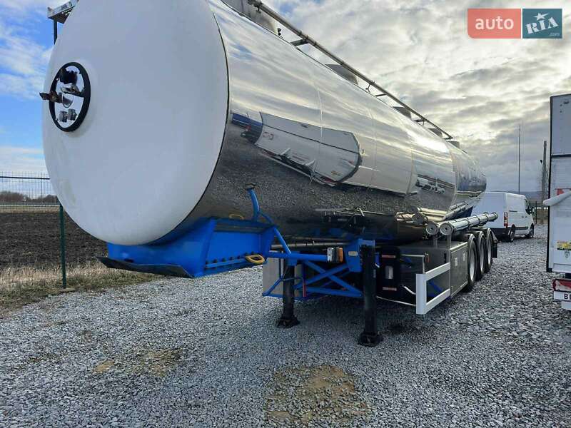 Цистерна напівпричіп Magyar SR34ES 1998 в Дубні