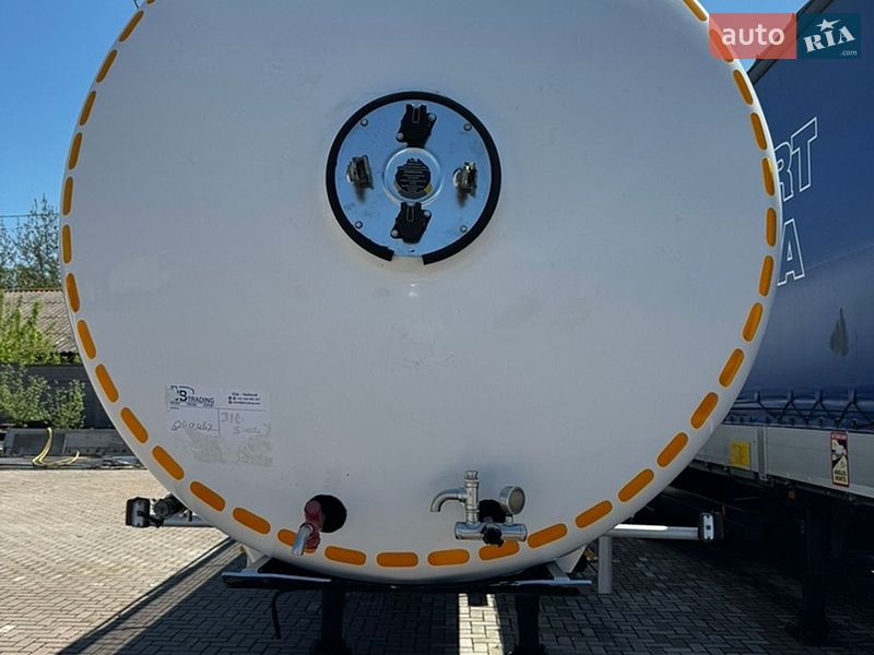 Цистерна полуприцеп Magyar SR34ES 1999 в Виннице