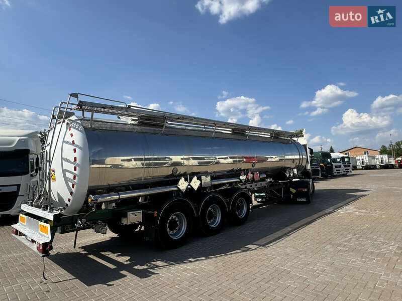 Цистерна полуприцеп Magyar SR 2005 в Виннице