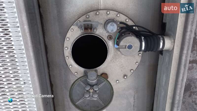 Цистерна полуприцеп Magyar SR 2008 в Киеве