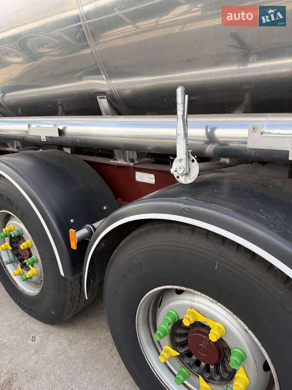 Цистерна полуприцеп Magyar SR 2005 в Черкассах